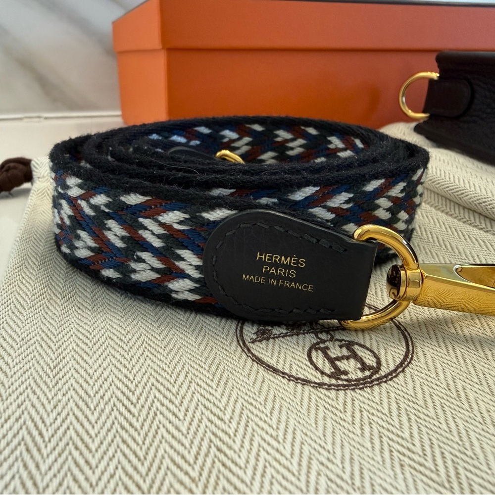 Hermès Evelyne TPM Taurillon Clemence Crossbody Bag -Caban - Picture 3 of 11